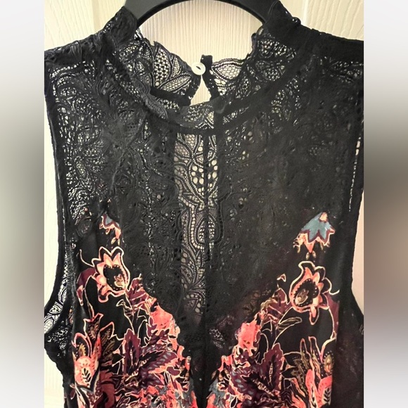 🎉Host Pick🎉 Free People Black Floral 2 Piece Dress - Picture 6 of 7